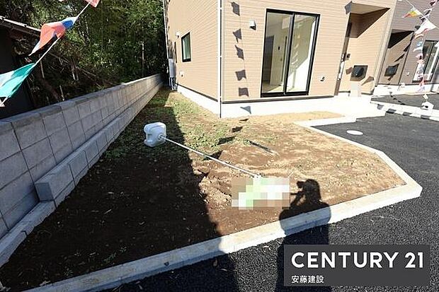 【　庭　/　Garden　】物置やお庭としても活用できるスペース