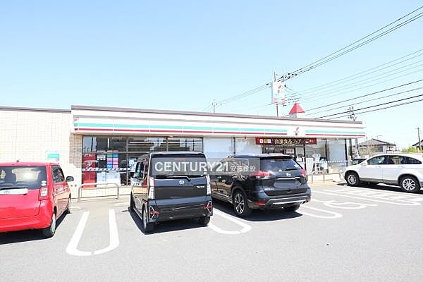 セブンイレブン狭山笹井1丁目店まで240m
