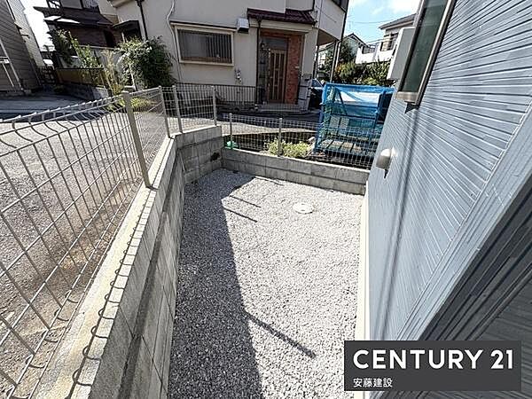 【　庭　/　Garden　】物置やお庭としても活用できるスペース