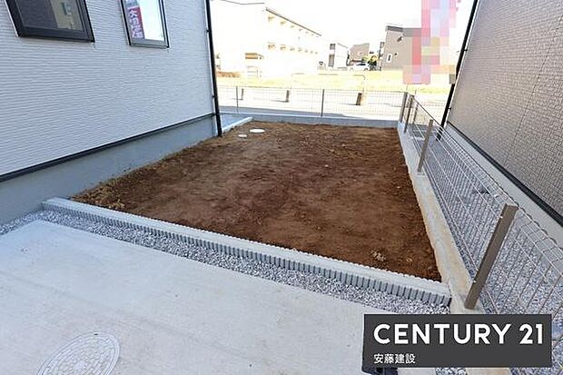 【　庭　/　Garden　】物置やお庭としても活用できるスペース