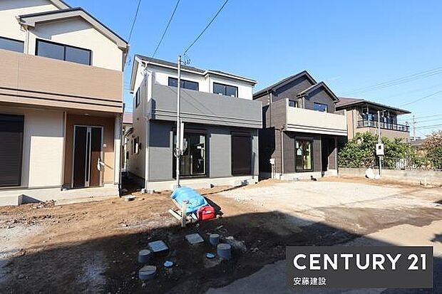 スーパーやコンビニまで徒歩10分以内に行ける買い物しやすい立地