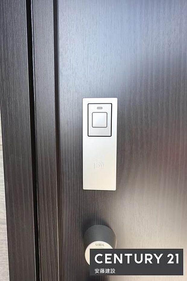 【　玄関　/　entrance　】スマートキー完備