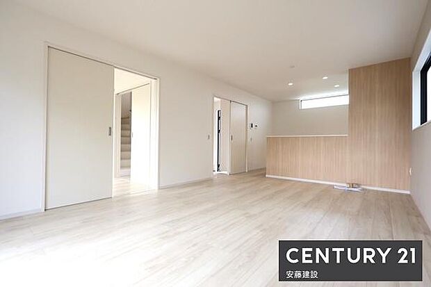 区画整理された綺麗な街並みの一画