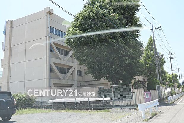 坂戸市立片柳小学校まで1208m