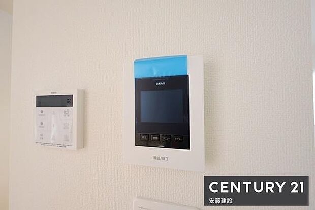 【　設備　】防犯面安心のTVモニター付きインターホン完備