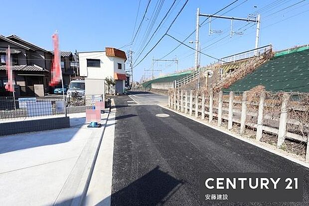 【 前面道路 】※更地時北側約4m私道