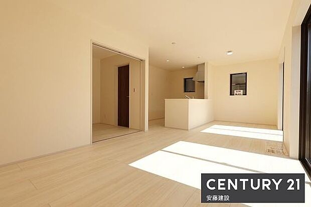 【 リビング / 18.42帖 】