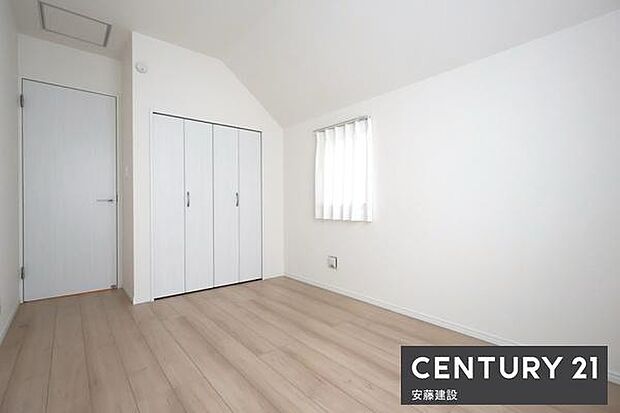 【　子供部屋　/　5.53帖　】お好きな家具を自由にレイアウトできる広さの洋室お子様にもちょうどいいサイズのお部屋です！