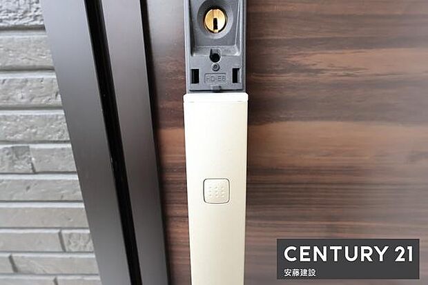 【　玄関　/　entrance　】スマートキー完備