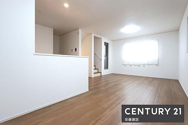 【　リビング　/　16.62帖　】家族みんながゆったりくつろげそうなLDK一日の大半を過ごす部屋だからこそ過ごしやすい空間にこだわりたいですね！