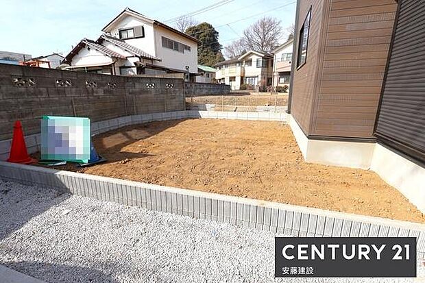 【　庭　/　Garden　】ガーデニングや家庭菜園など楽しみが広がるスペース