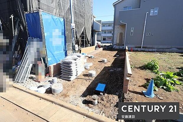 【　駐車場　/　parking　】駐車2台可能なスペース