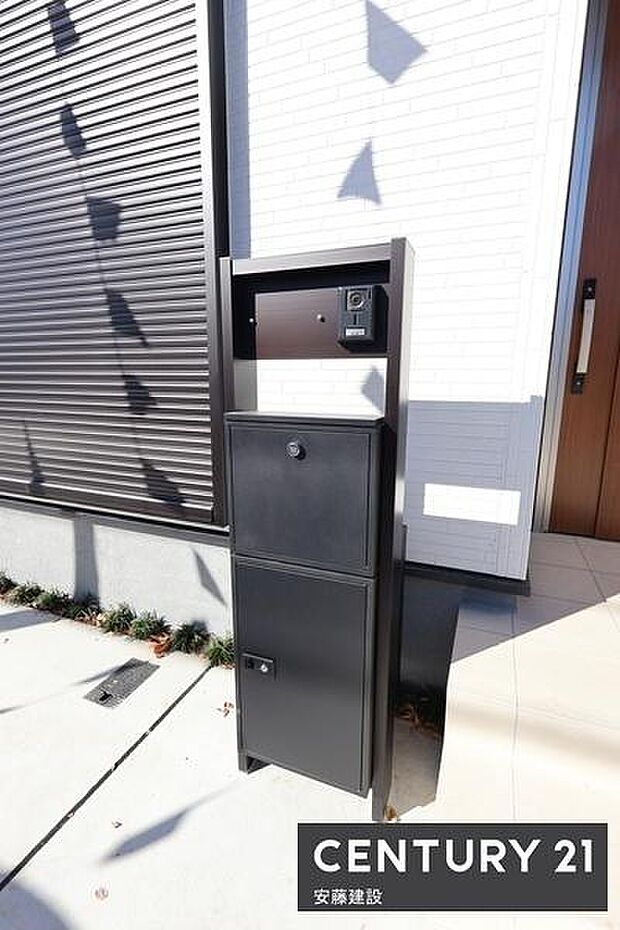 【　設備　】宅配ボックス完備！お仕事で忙しくても宅配を受け取れます