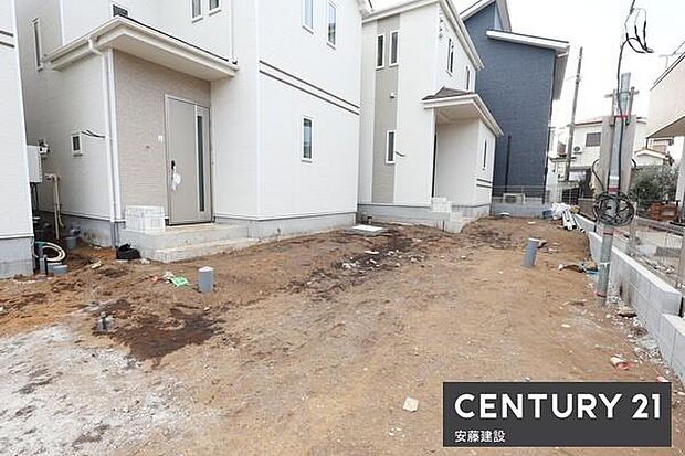 【　駐車場　/　parking　】駐車2台可能なスペース