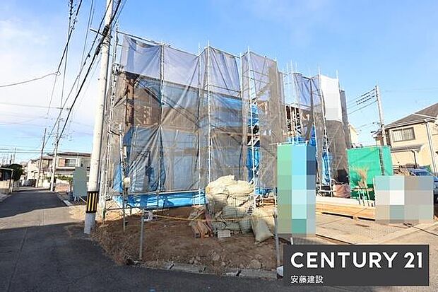 開放的な南西角地