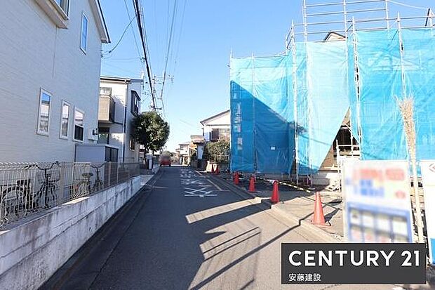 【 前面道路 】西側・南側・東側約4m公道