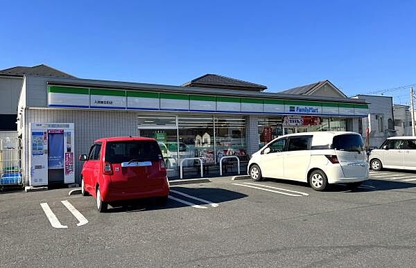 ファミリーマート入間春日町店まで576m