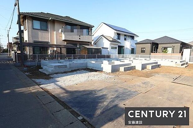 スーパーまで徒歩約10分、毎日の買い物も安心です!