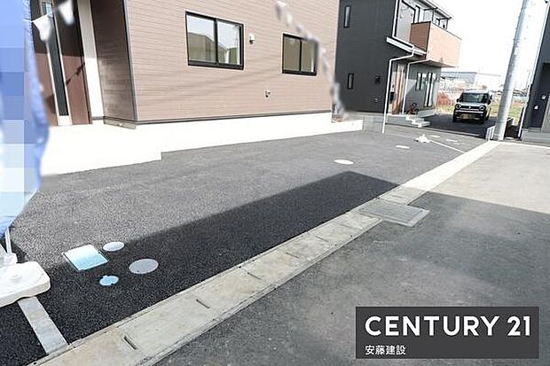 【 駐車場 / parking 】駐車2台可能なスペース