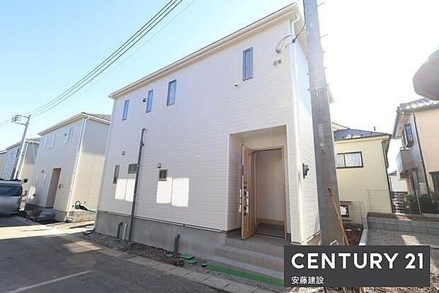 全部屋南向きのあたたかい3LDK邸宅1階は回遊動線！2階にはWIC、納戸完備で生活しやすい設計