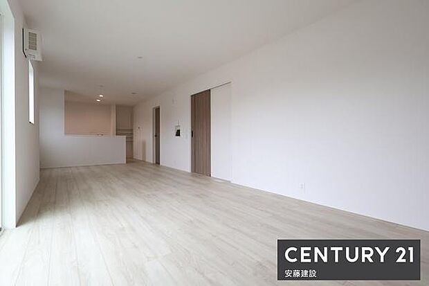 全8区画の新規開発分譲!前面6mで駐車もしやすく、新規コミュニティーで生活しやすい立地