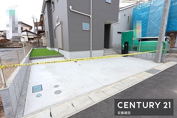 【 駐車場 / parking 】L字で駐車2台可能なスペース