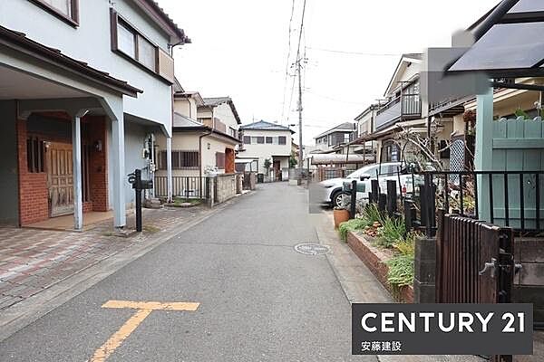 【　前面道路　】南東側4ｍ公道