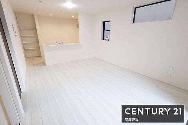 【　リビング　/　15.75帖　】