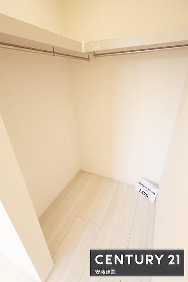 【　WIC　】毎日の洋服選びも楽しめるWIC完備！しっかり収納可能で居住空間を広々と活用できます