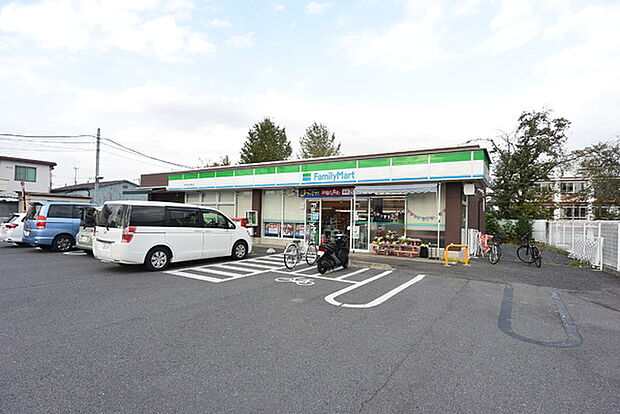 ファミリーマート狭山富士見通り店まで232m