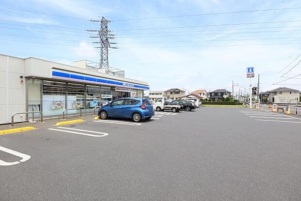 ローソン 入間扇台店まで212m