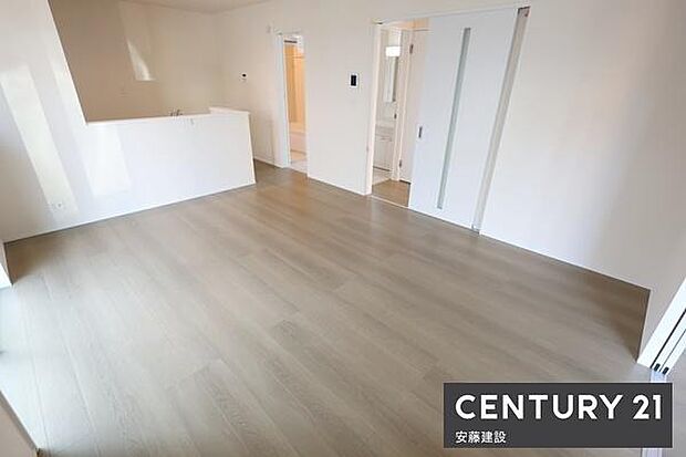 【 リビング / 15帖 】