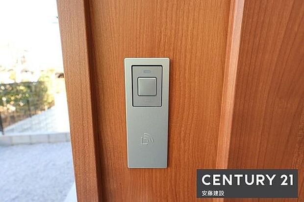 【 玄関 / entrance 】スマートキー完備