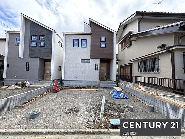 並列2台可能な駐車スペースご夫婦それぞれのお車をお家の前に停めることができます