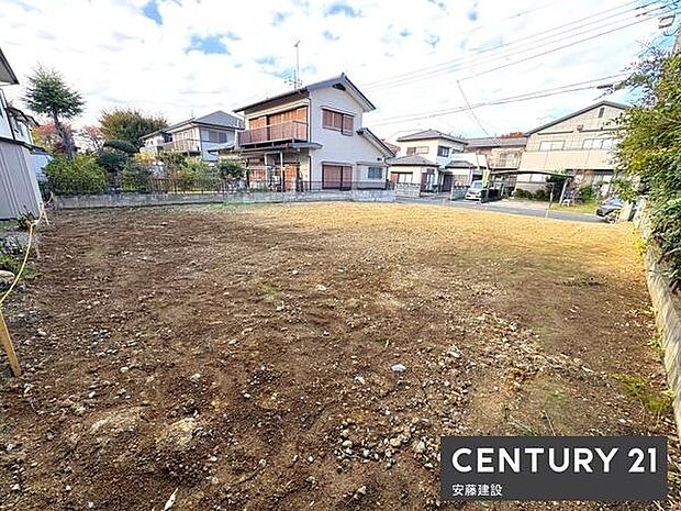 並列2台可能な駐車スペースご夫婦それぞれのお車をお家の前に停めることができます