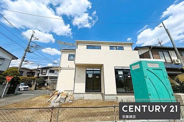 並列3台可能な駐車スペース