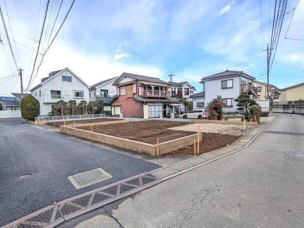 【 前面道路 】南側約4m公道・西側約4m公道