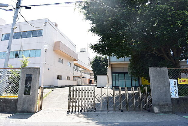 日高市立高萩中学校まで629m