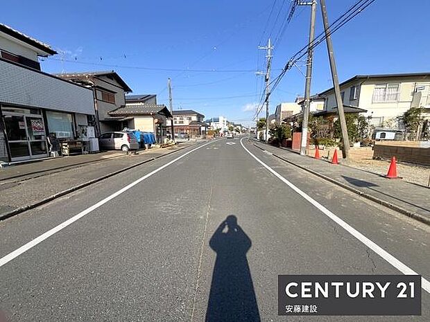 【　前面道路　】南西側約12ｍ公道