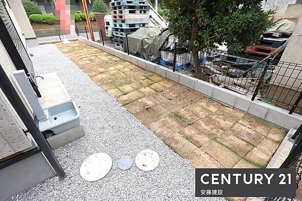 【　庭　/　Garden　】物置やお庭としても活用できるスペース