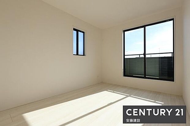 【　子供部屋　/　6帖　】お好きな家具を自由にレイアウトできる広さの洋室お子様にもちょうどいいサイズのお部屋です！