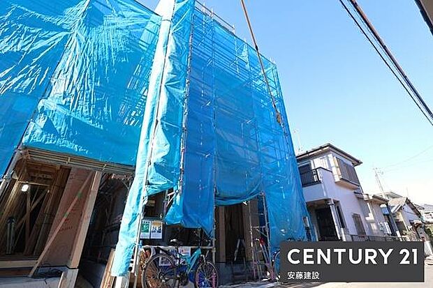 西武池袋線「武蔵藤沢」駅や公園、複数のスーパーまで徒歩11分圏内！