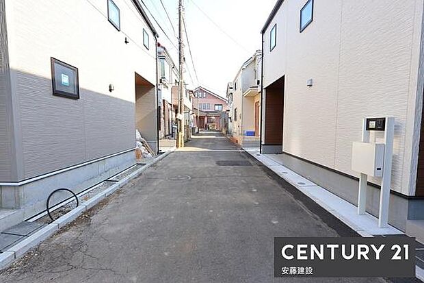 【 前面道路 】西側約4m私道