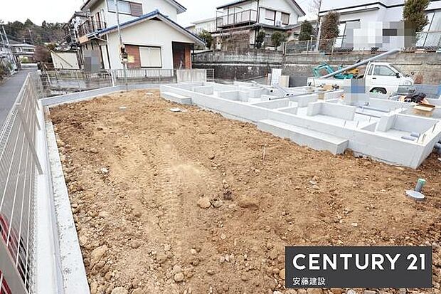 【 庭 / Garden 】物置や遊び場にも活用できる広さのお庭完備ウッドデッキを付ければ読書やお昼寝も楽しめます!