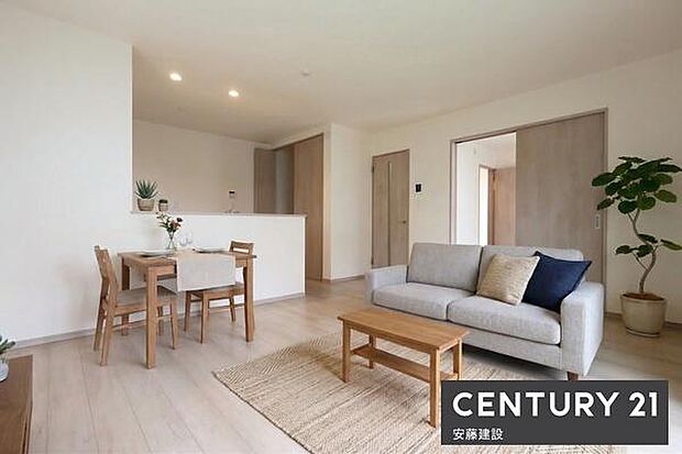 約45坪のゆとりある敷地将来バリアフリー対応可能な4LDK設計!※家具や小物はCGによるイメージです。