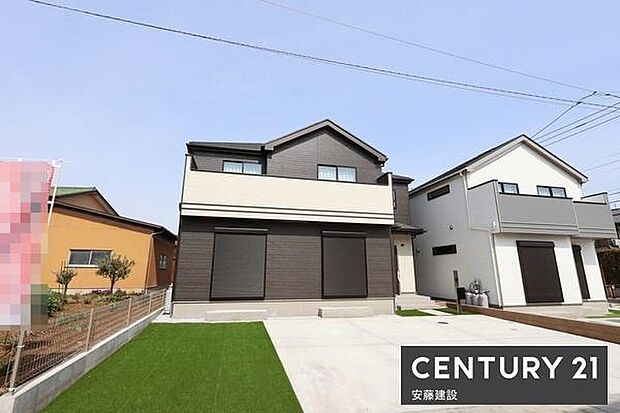 バス停徒歩約1分で、通勤通学や雨の日のお出かけもしやすい環境!