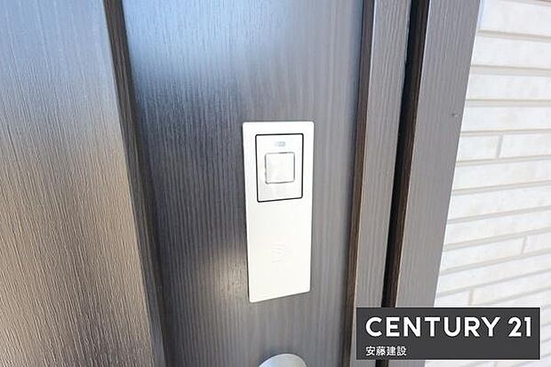 【 玄関 / entrance 】スマートキー完備