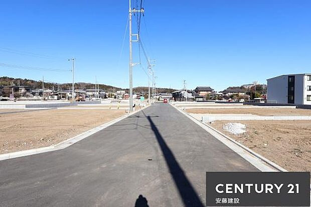 【　前面道路　】西側約6ｍ新設道路