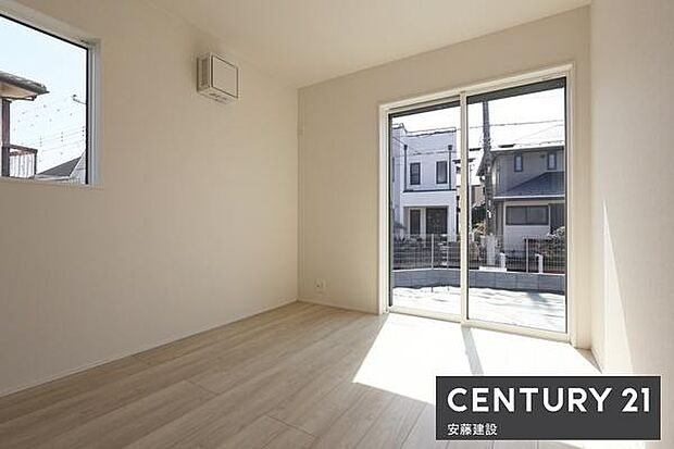 【 子供部屋 / 5.2帖 】明るくゆとりのある広さのお部屋!収納完備