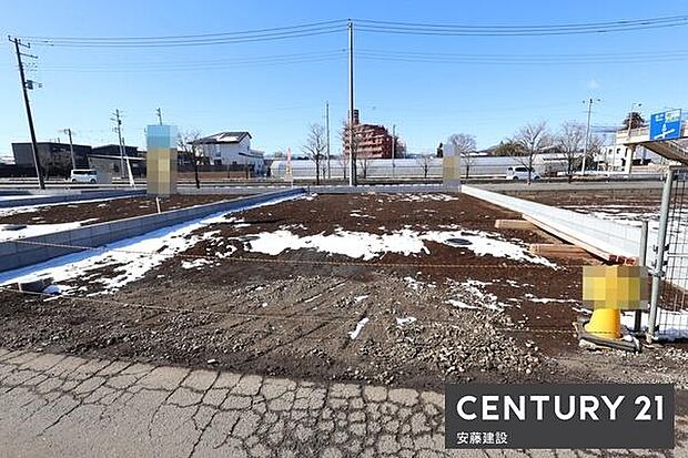 スーパーやコンビニ、ドラッグストアまで徒歩10分以内に行ける便利な立地